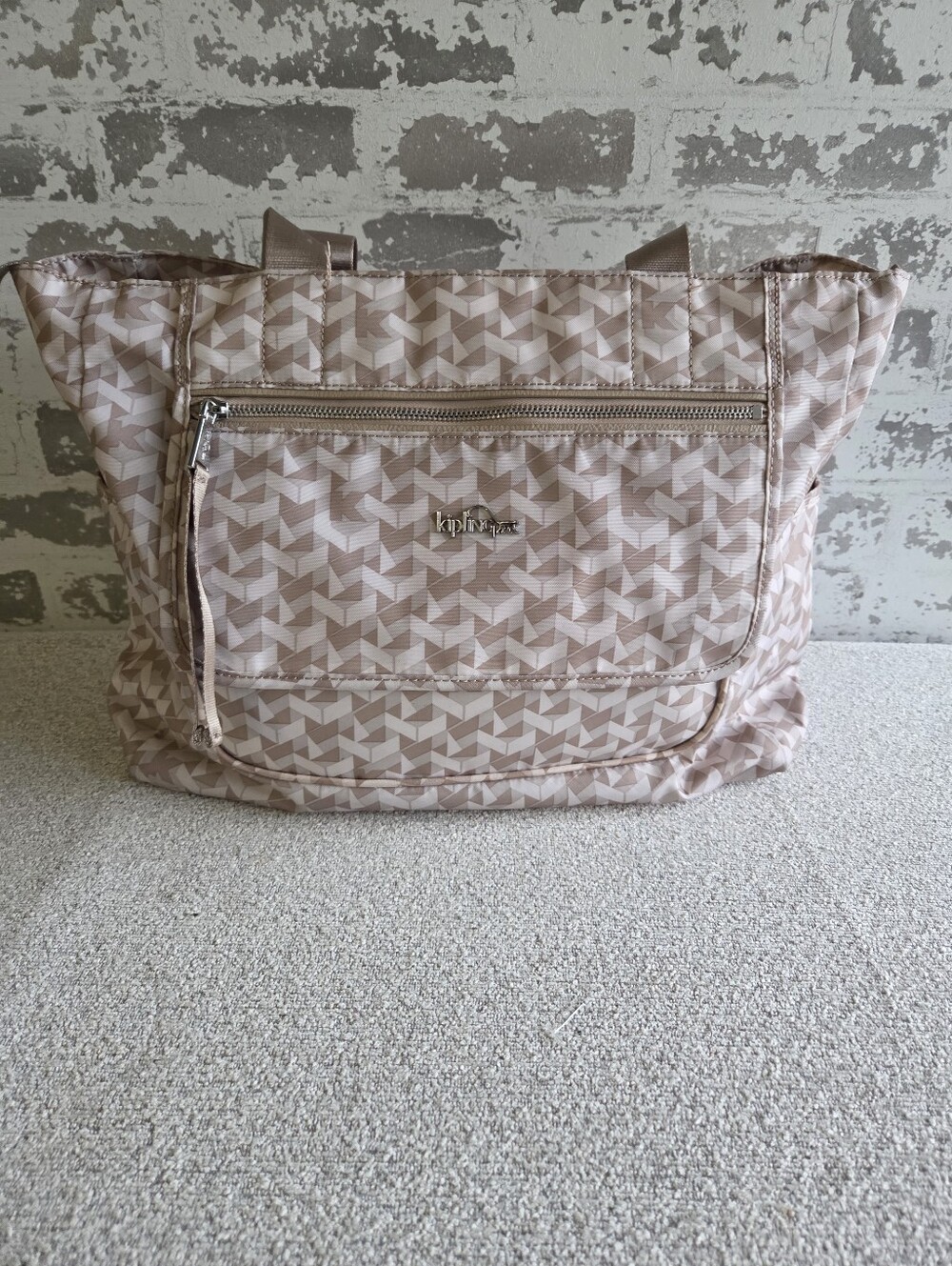 Kipling Large Shoulder Bag Zippered Tote - Geo Print Beige